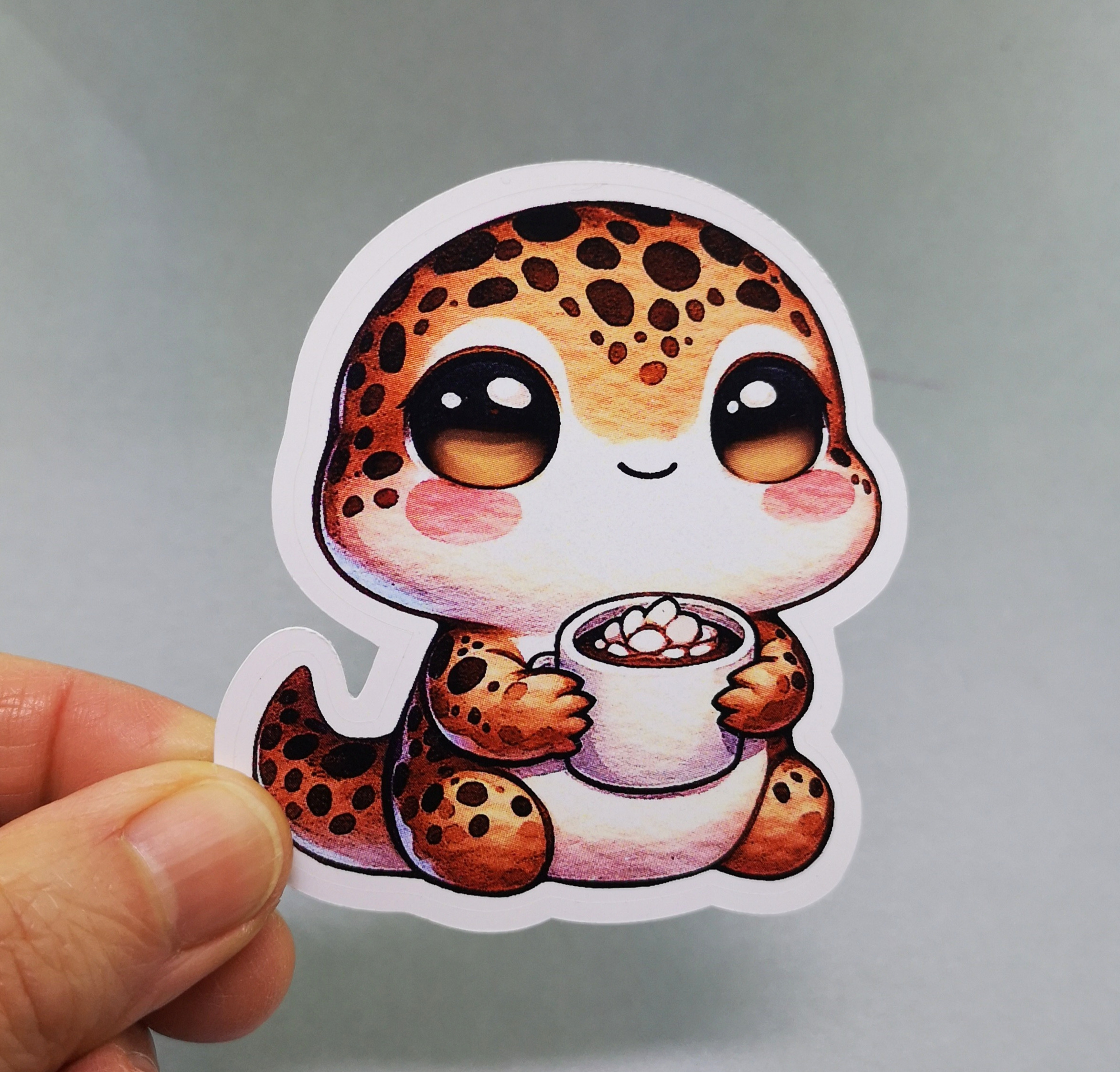 Adorable Lizard Vinyl Decal - Cute Weatherproof Animal Sticker for Phones, Laptops, Cars, Water Bottles & Others - Image 2
